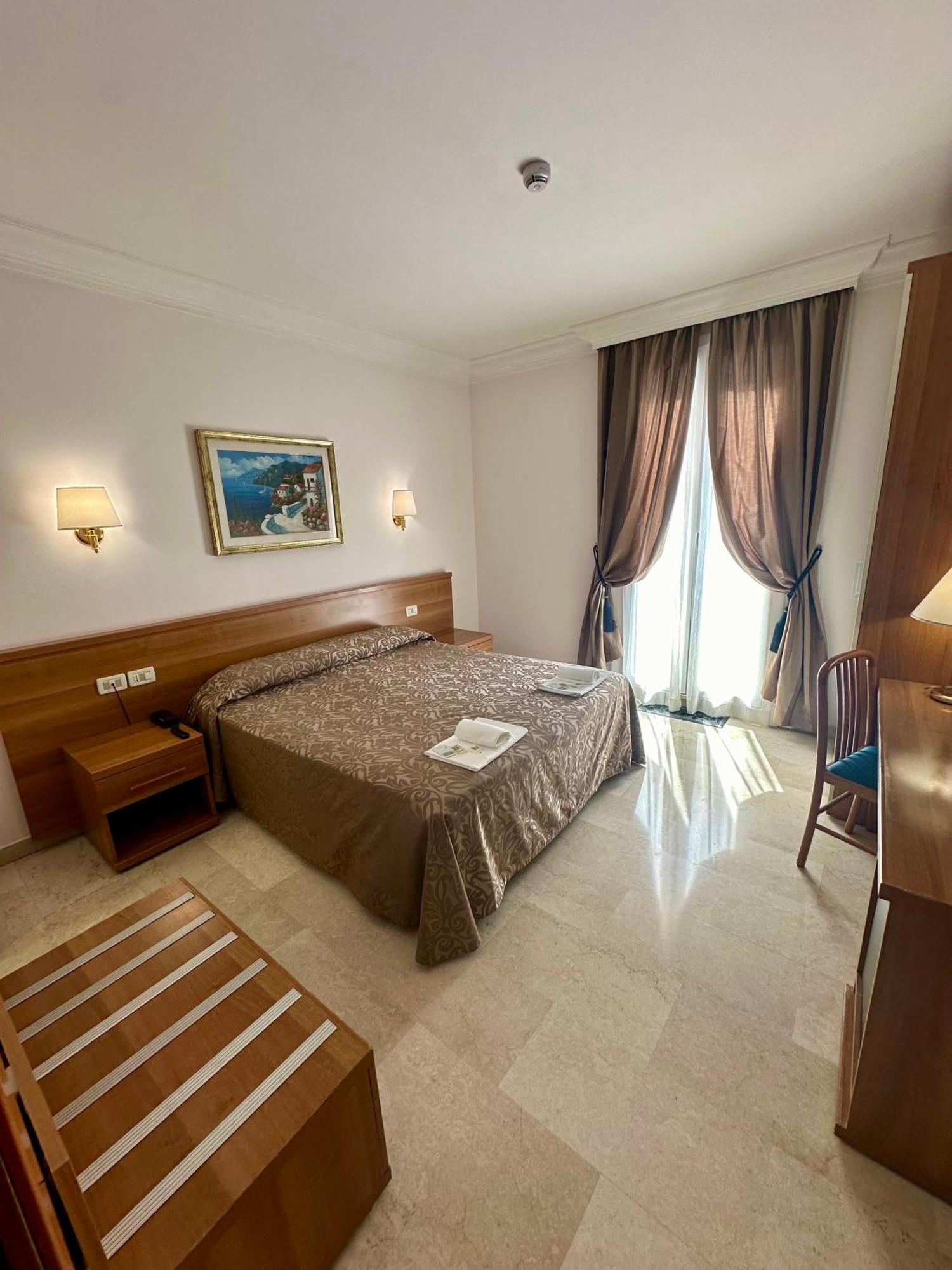 Hotel Principe Di Piemonte Roma Ngoại thất bức ảnh