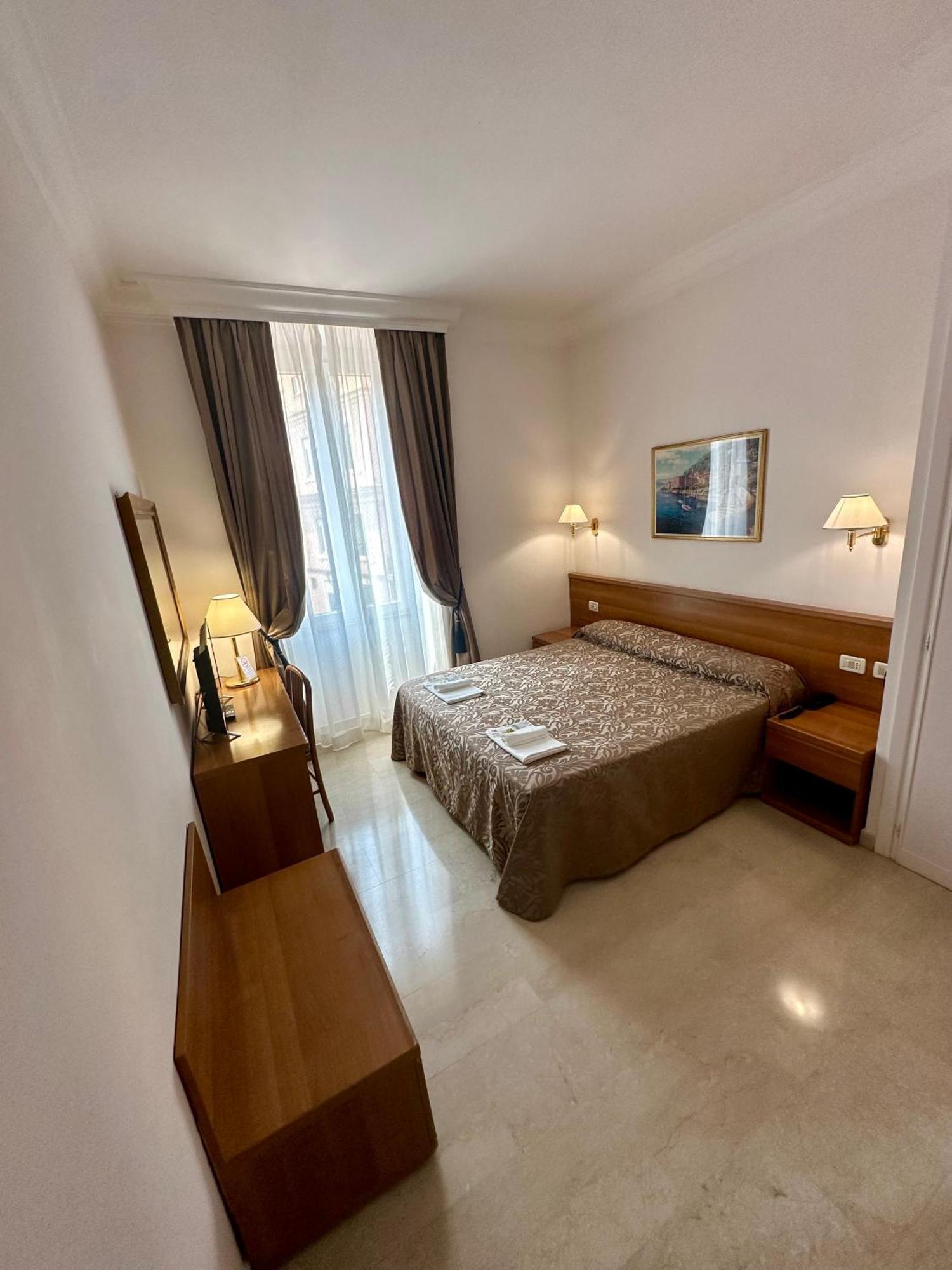 Hotel Principe Di Piemonte Roma Ngoại thất bức ảnh
