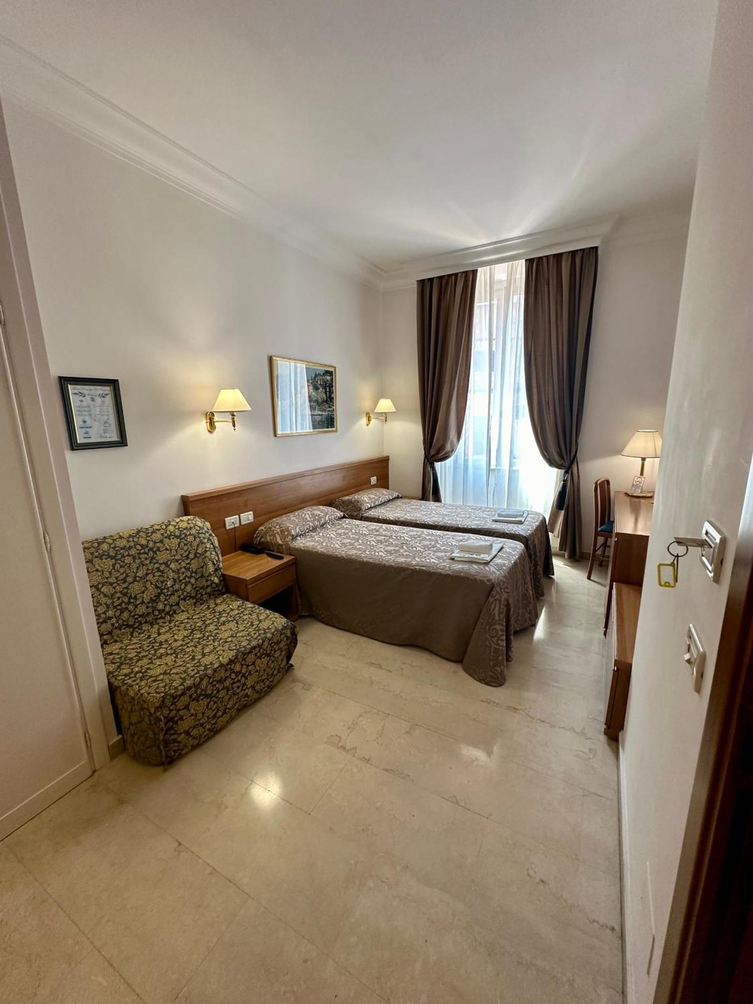 Hotel Principe Di Piemonte Roma Ngoại thất bức ảnh